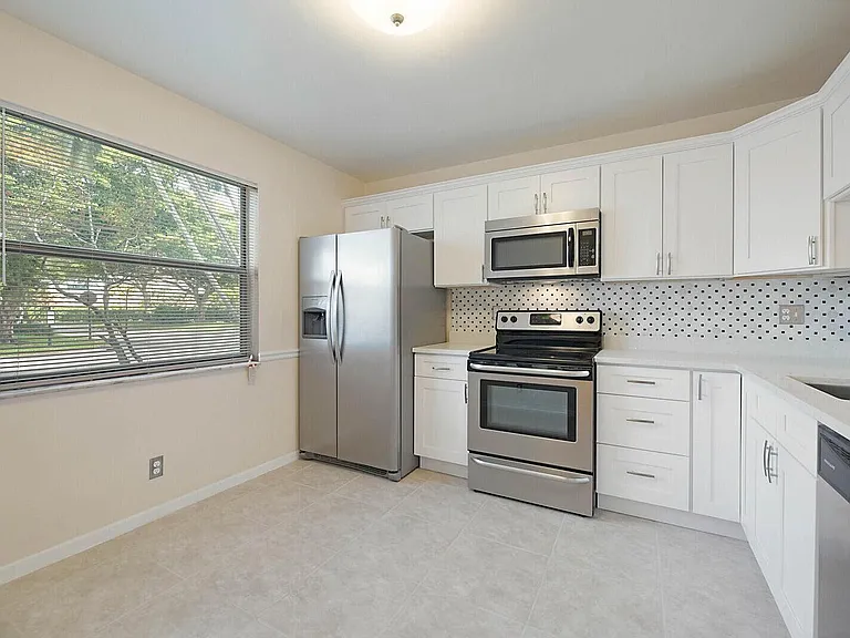 6384 Boca Cir — Photo 8