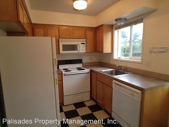 3rd image of 5519 NE 29th Ave #4266846
