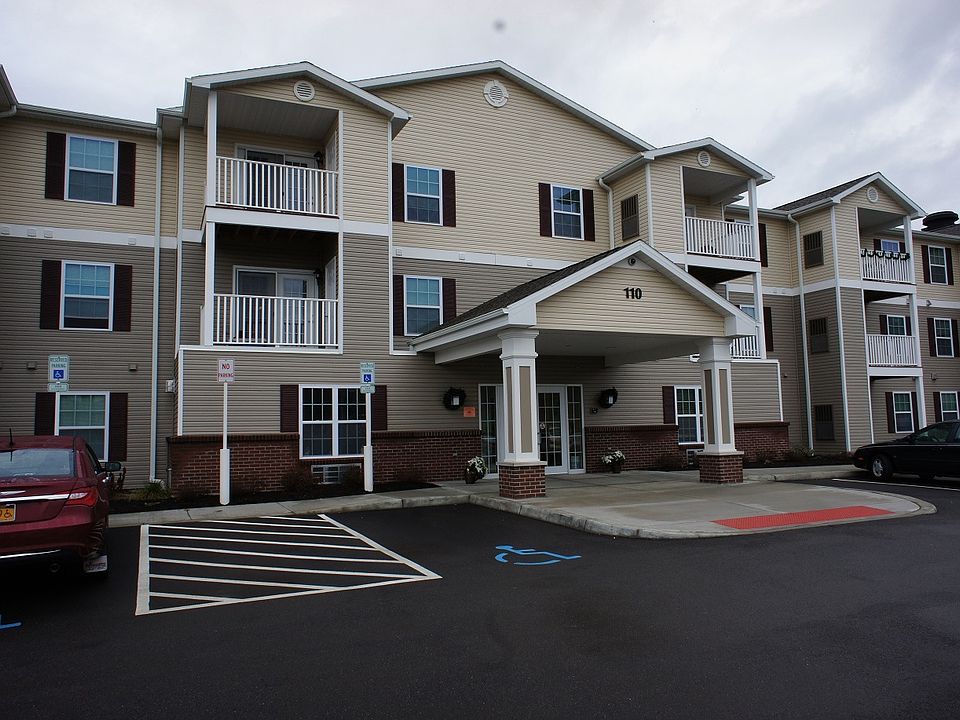Colonial Square Senior Village