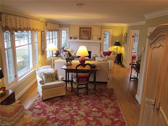 5th image of 1033 Parkside Dr