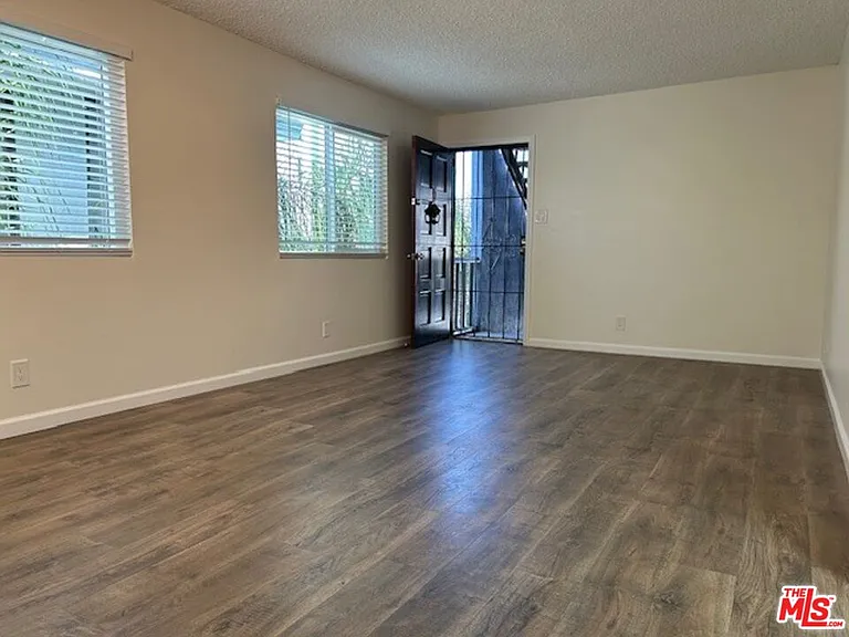 36 Brooks Ave #D — Photo 8