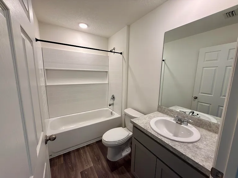 6446 NW Polly Ct — Photo 13