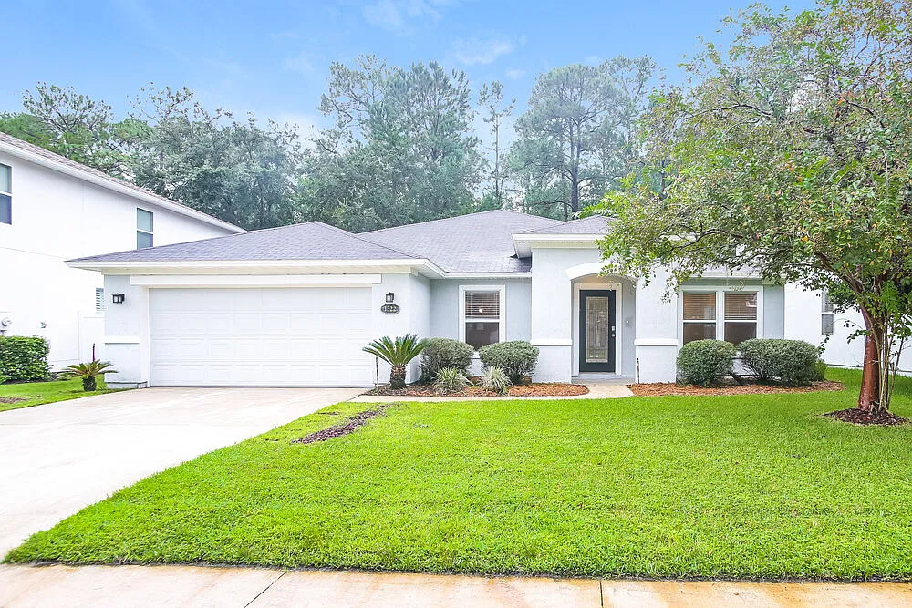 3 bed, 2.0 bath, 2119 sqft, $2,710 — Photo 1