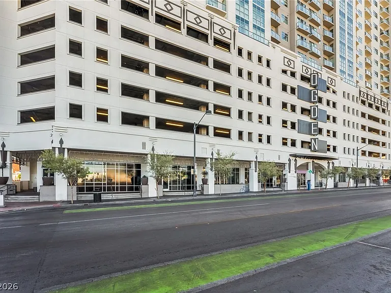 150 Las Vegas Blvd #1711 — Photo 1