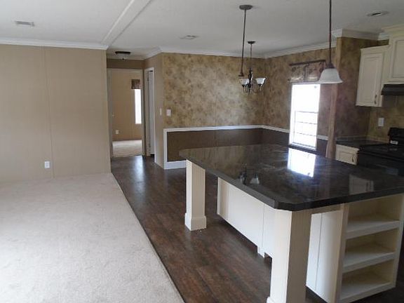 4th image of 9304 Paradise Dr #84