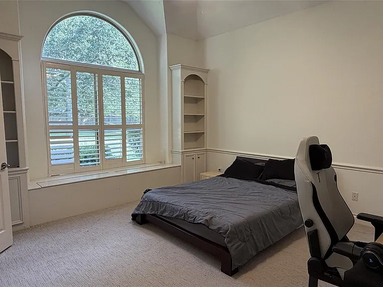8615 Haven Woods Way — Photo 9