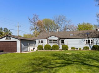 5701 Katrine Ave, Downers Grove, IL 60516