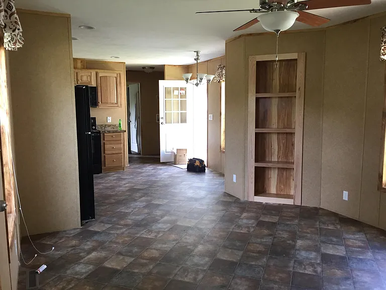 Hillcrest Crossing — Photo 24