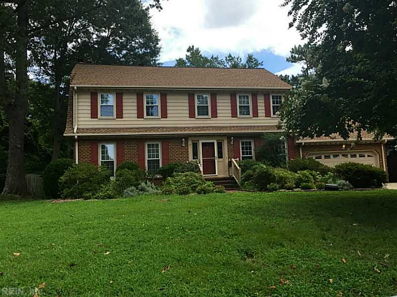 2nd image of 652 Rosaer Ln