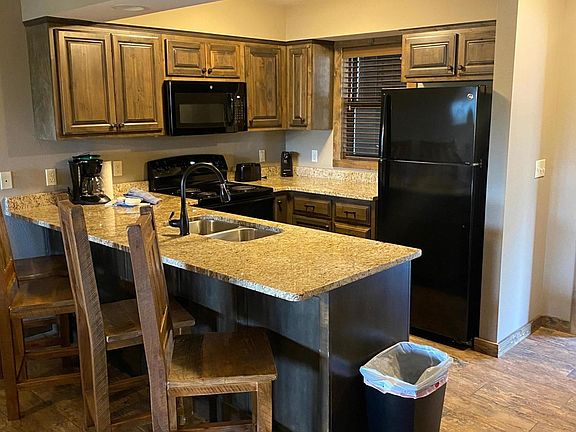 3rd image of 164 Dogwood Park Trl #1202