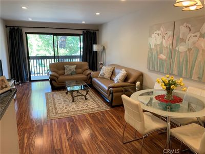 22100 Burbank Blvd, Woodland Hills, CA, 91367