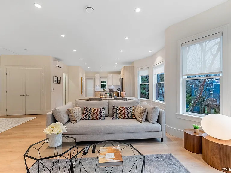957 Nicola St #951 — Photo 5