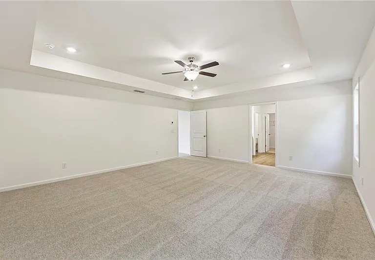 204 Silverleaf Trl — Photo 14