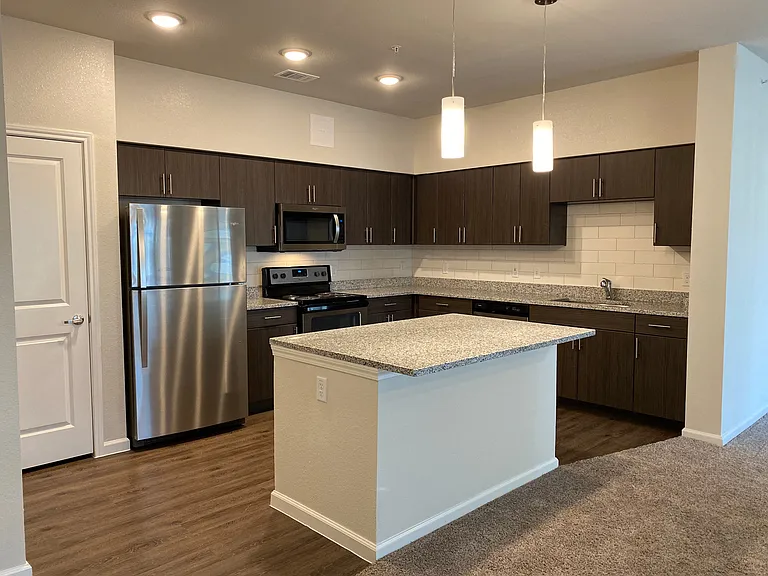Eastridge — Photo 111