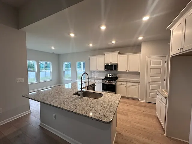 2055 Felicity Pl — Photo 6