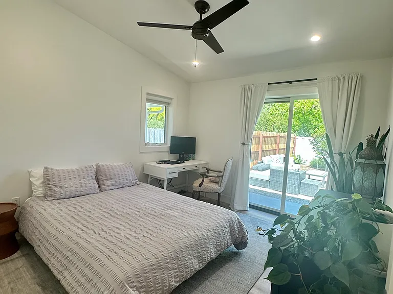 1717 Cottonwood Ln — Photo 19