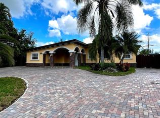 6624 Osborne Dr, Lake Worth, FL 33462