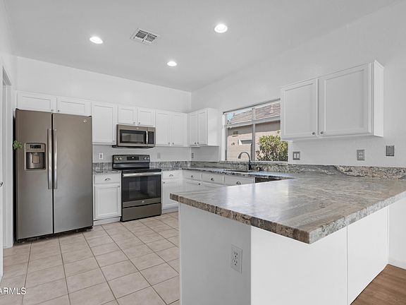 5th image of 45075 W GAVILAN Drive