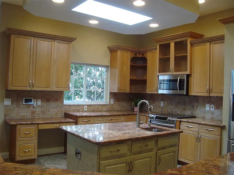 601 Palm Ave — Photo 8