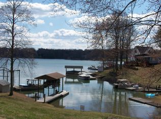 2974 Lakewood Forest Rd, Moneta, VA 24121