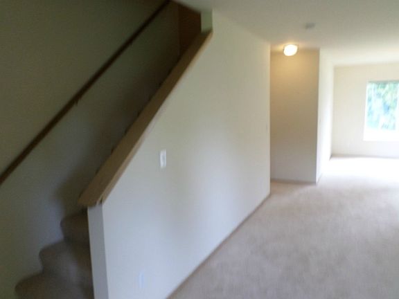 3rd image of 9604 209th Ave E