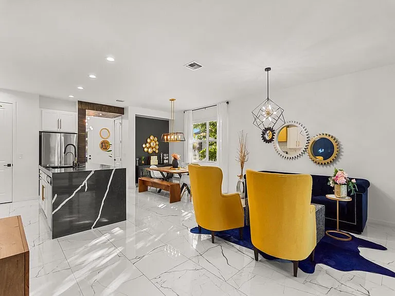 11828 SW Lyra Dr — Photo 11