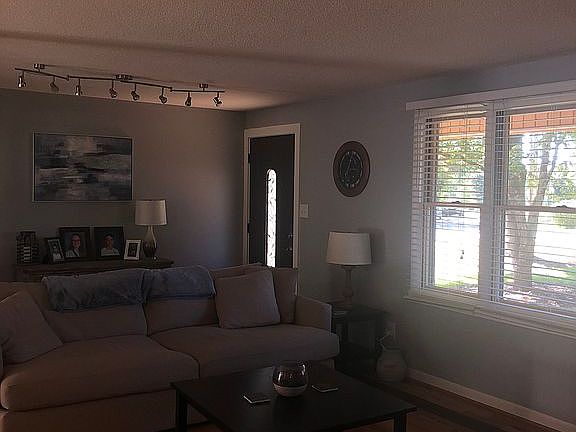 5th image of 529 Eastmont Dr