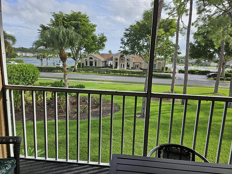 2350 W Crown Pointe Blvd — Photo 13