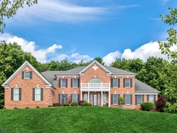 31 RIDGELINE DRIVE, Washington Twp., NJ 07853
