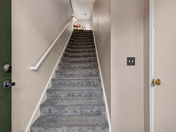 4th image of 9411 S Cobblestone Way Unit H