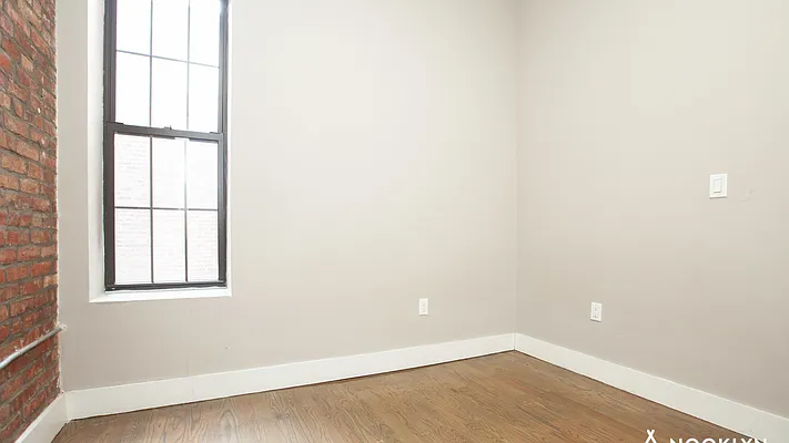 Rented by Nooklyn NYC LLC | media 4