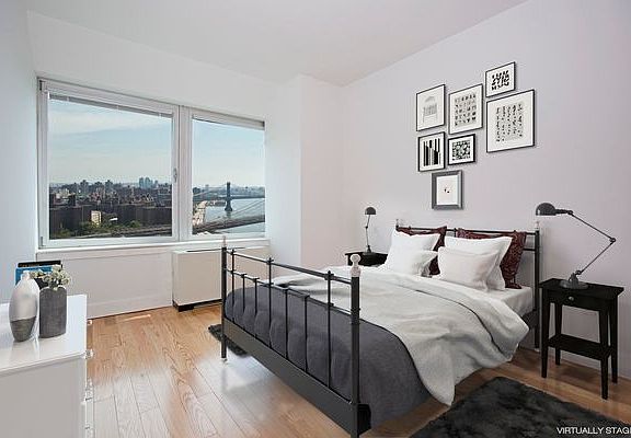 4th image of 200 Water St APT 1904