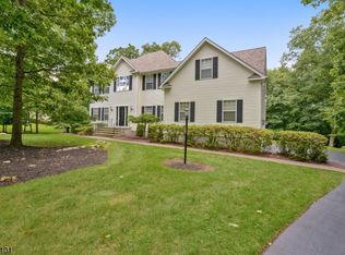 3 Dorothy Dr, Sparta, NJ 07871