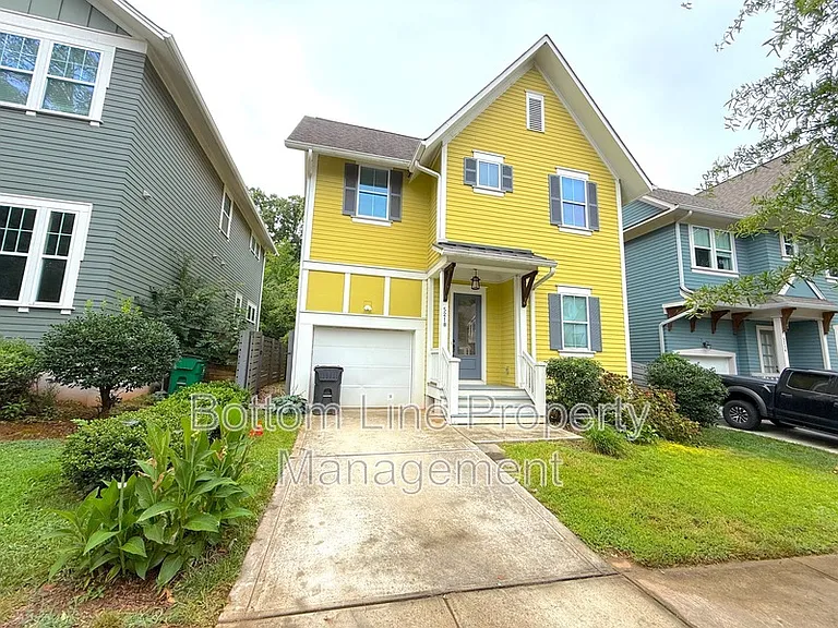 5218 Kelly St — Photo 1