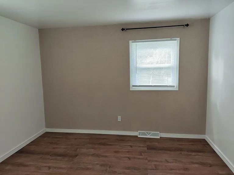 5141 Primrose Ave SE — Photo 12