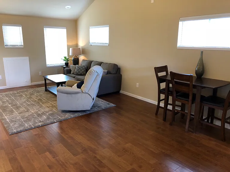 30 Glassier Ln — Photo 5