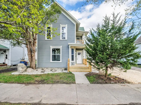 554 Fremont Ave NW, Grand Rapids, MI 49504