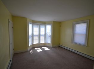 32 Vandewater St #1, Providence, RI 02908