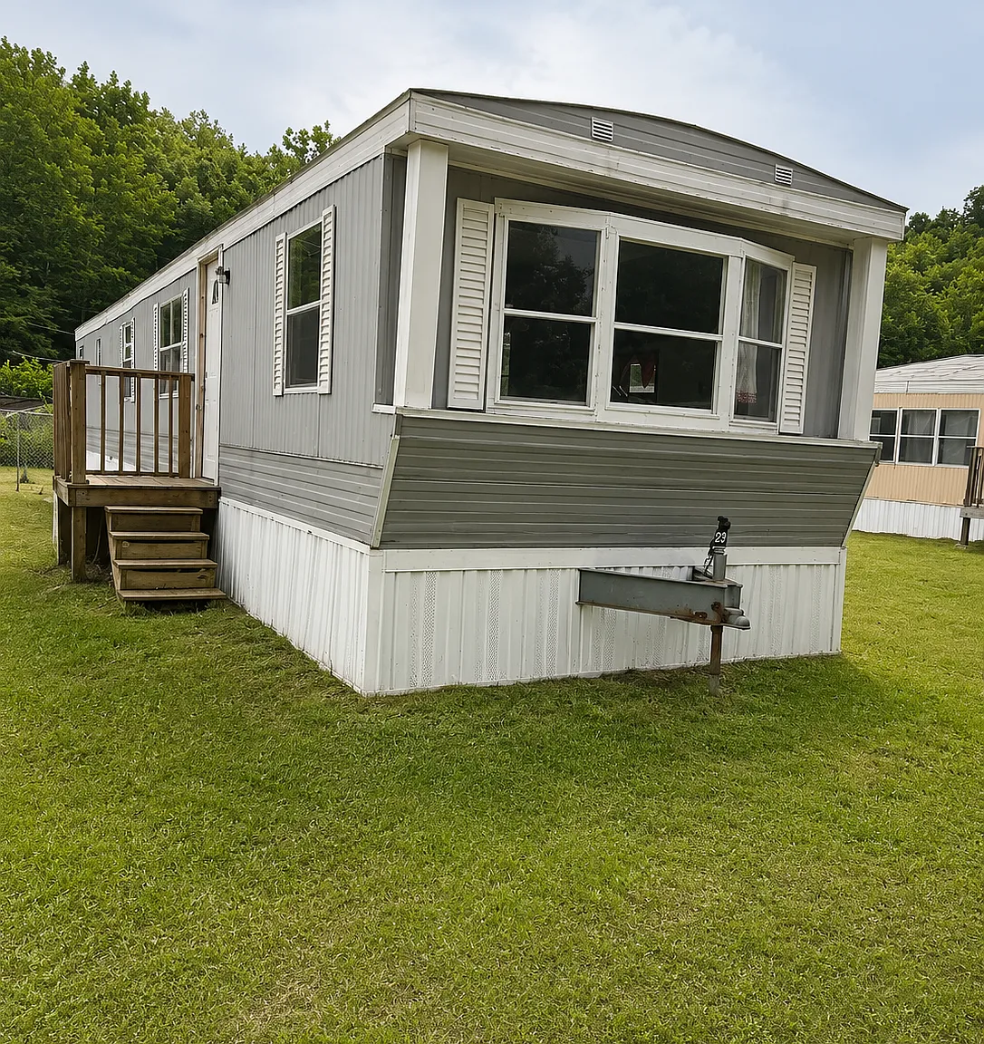 2 bed, 950 sqft, $650 — Photo 1
