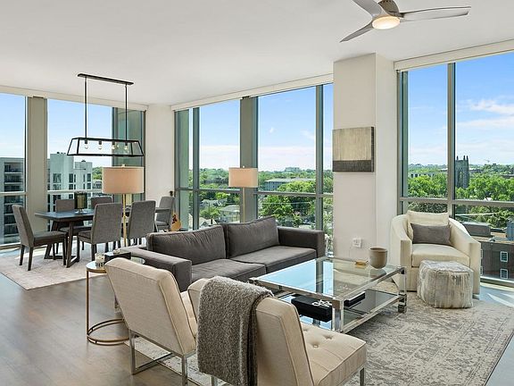 2nd image of 900 20th Ave S APT 902