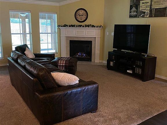 2nd image of 9037 Allegheny Ave