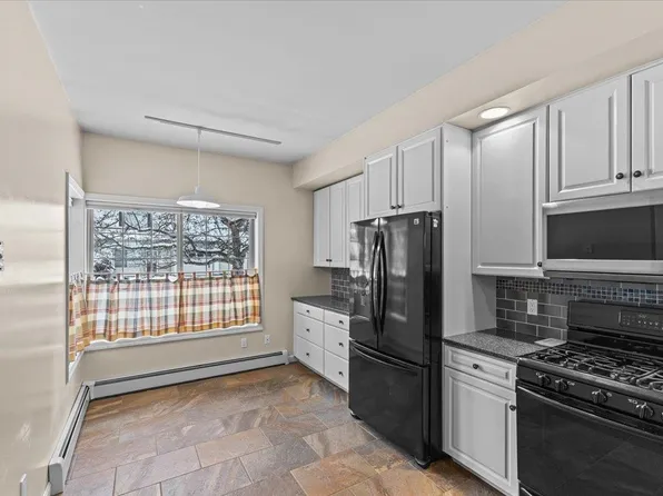 3 Forest Run Road, Williston, VT 05495