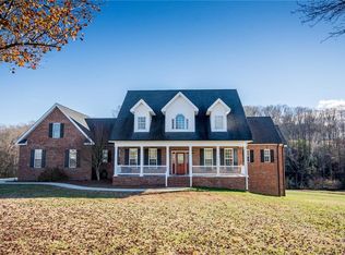 465 Fox Hunter Rd, Harmony, NC 28634