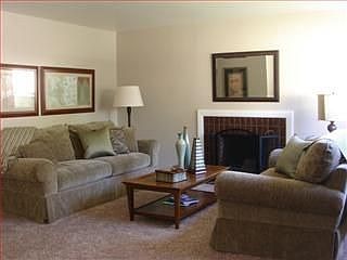2nd image of 1535 Maddux Dr