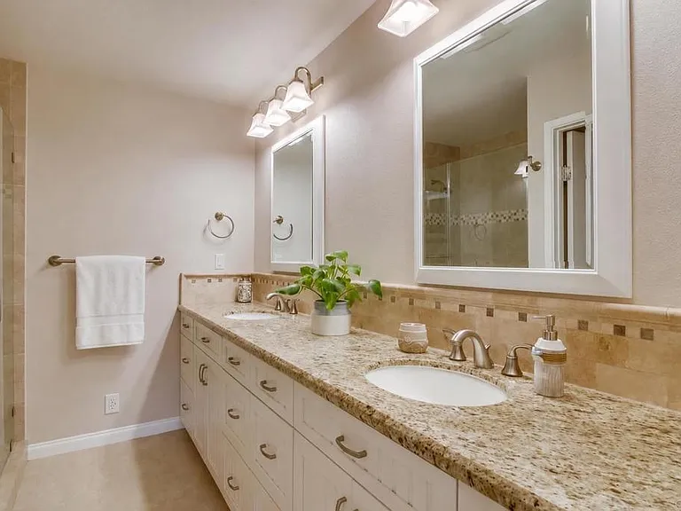 48 Antigua Ct — Photo 8