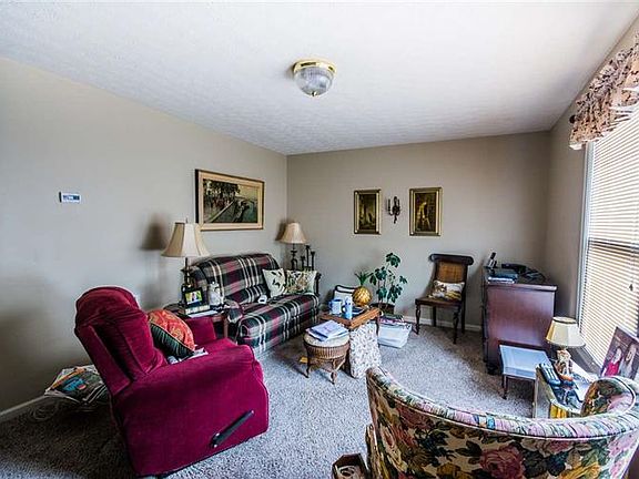 3rd image of 212 Amy Ave