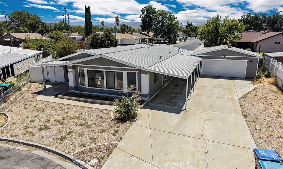 1st image of 43715 Elliot Ct