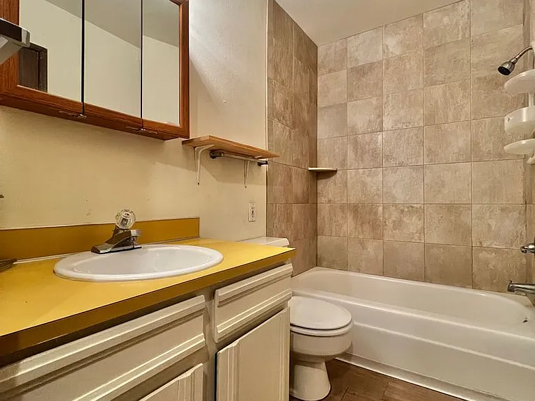 Dartmouth129 (KC-AM) — Photo 14
