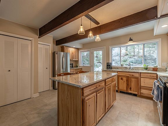 5th image of #7 Stratton West Road #7