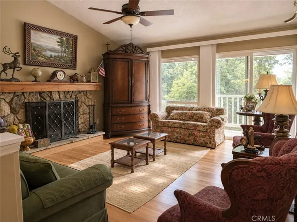 191 Kuffel Canyon Rd, Lake Arrowhead, CA 92352